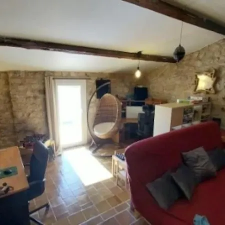 Сasa de vacaciones Maison De Village Dans Un Mas *